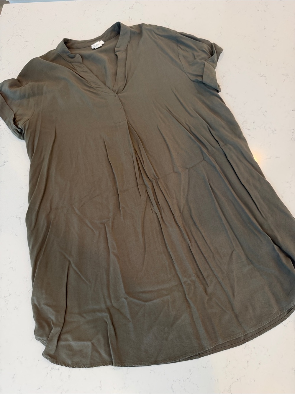 H&M Olive Green Short Sleeve V-Neck Tunic dress